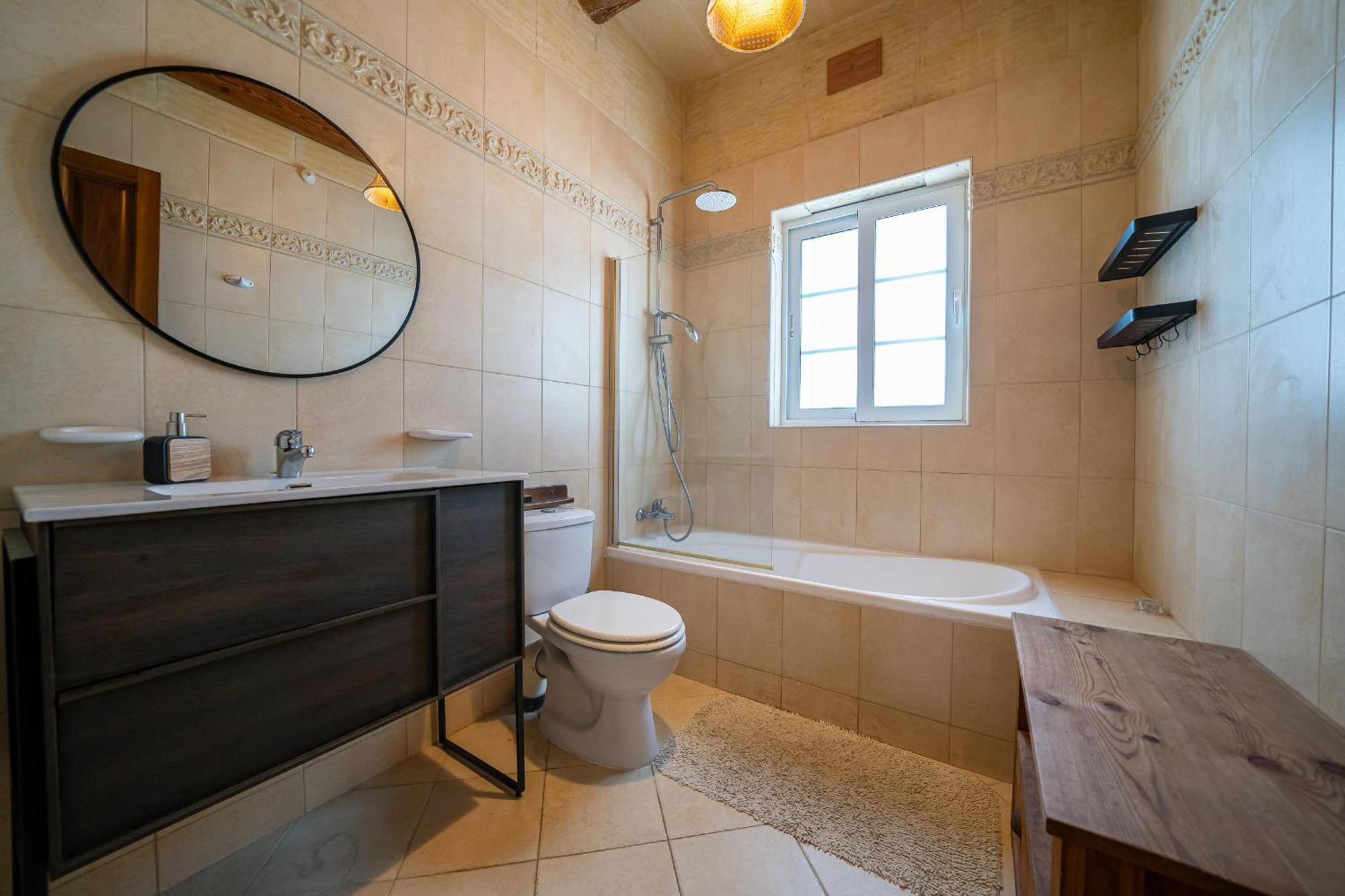 4 Bedroom With Private Pool Zebbug (Gozo)