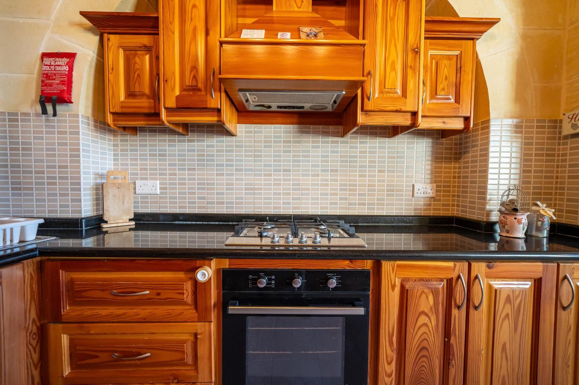 4 Bedroom With Private Pool Zebbug (Gozo)
